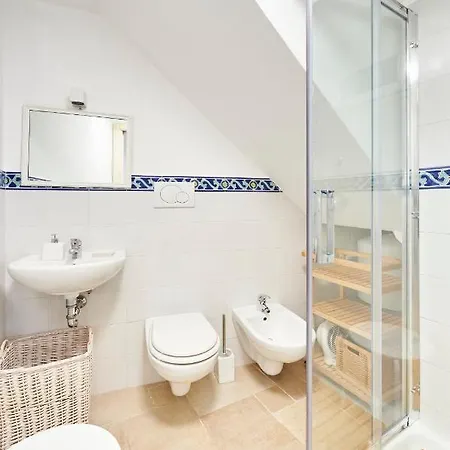 Le Di Gio'- Vico Corte