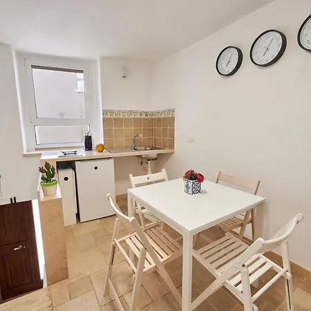 Le Di Gio'- Vico Corte Apartment *